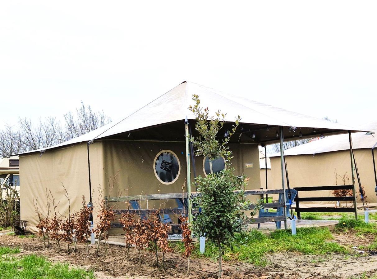 Luxury tent Boerderij Nixhoeve