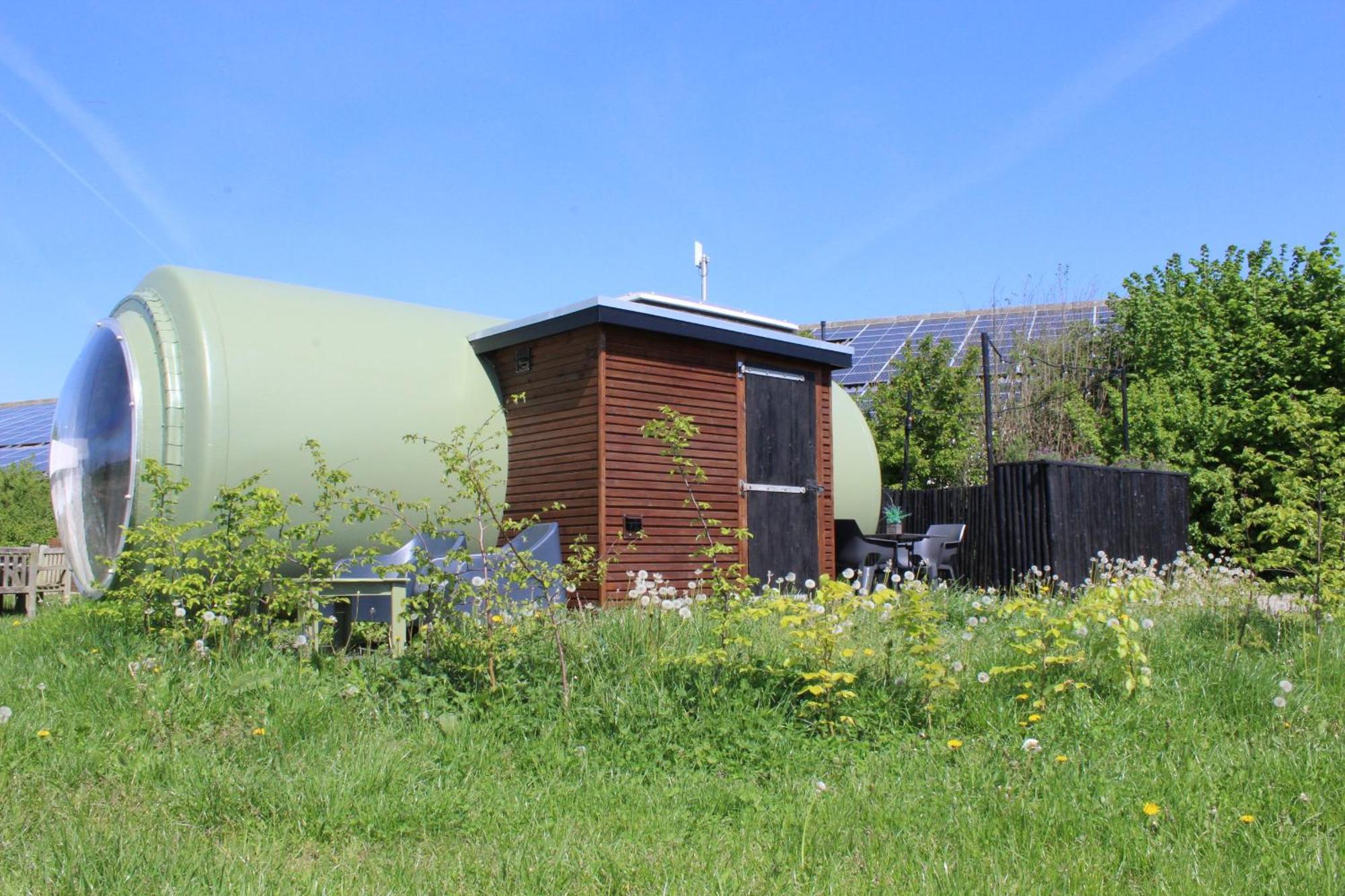 Luxury tent Boerderij Nixhoeve Genderen